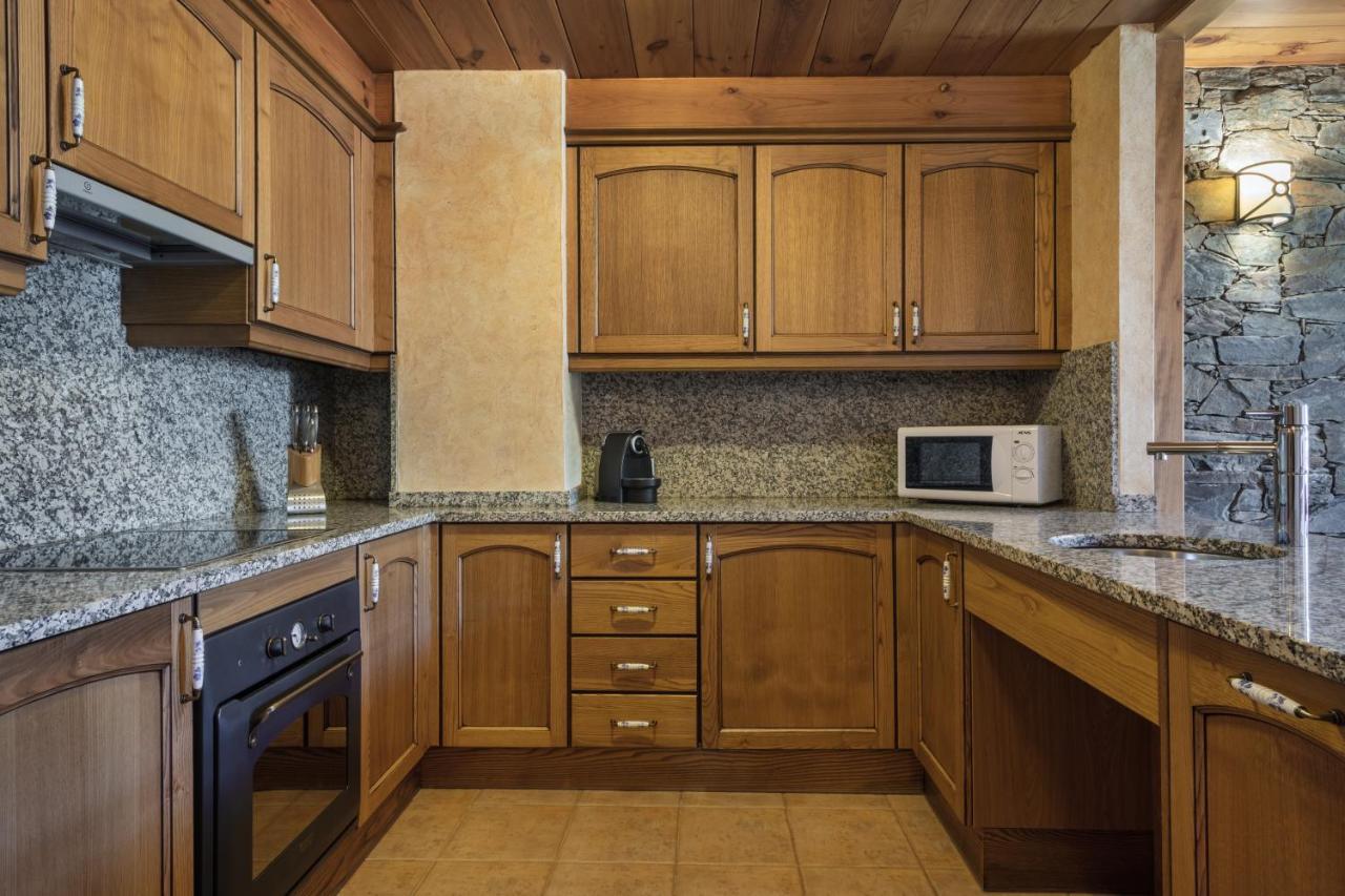 פורט ד'אנבלירה Apartaments Els Llacs מראה חיצוני תמונה